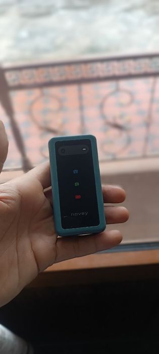 Novey telefon yangi ishlatilmagan