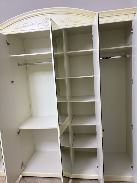 Шкаф вещевой - Самовывоз