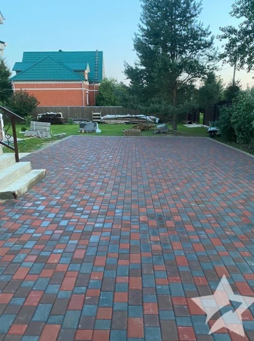 Укладка брусчатка и бордюр