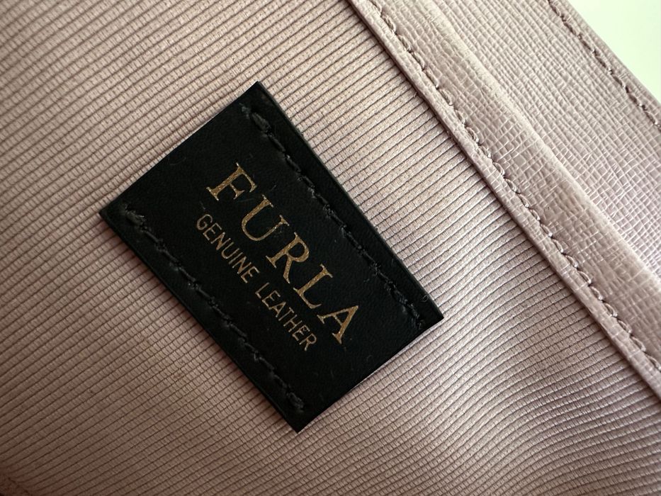 Чанта Furla, естествена кожа, много запазена