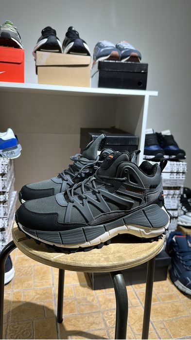 Оптом кроссовки nike зима gore tex