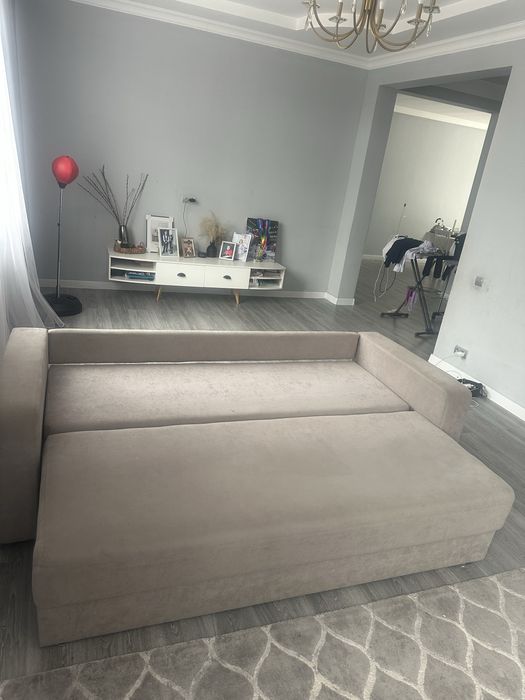 Продам диван 220 на 95