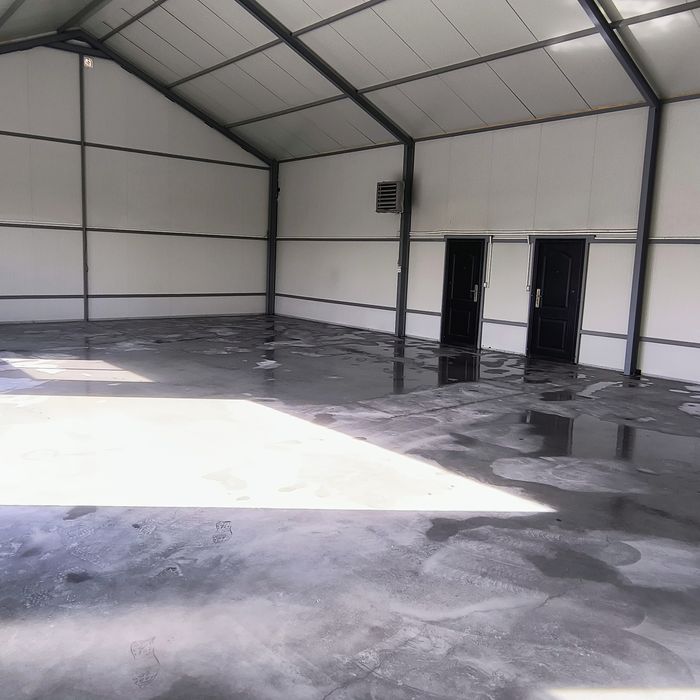 Închiriez hală  150mp la intrare în comuna Breasta