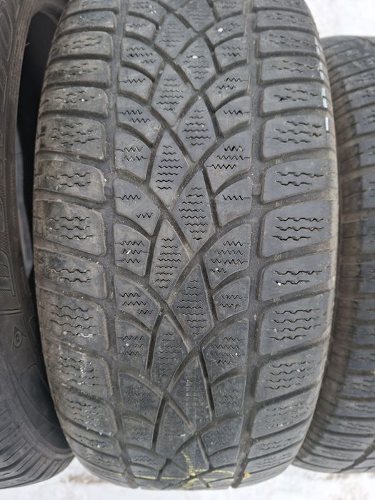 Продам шины 225/50/17 данлап