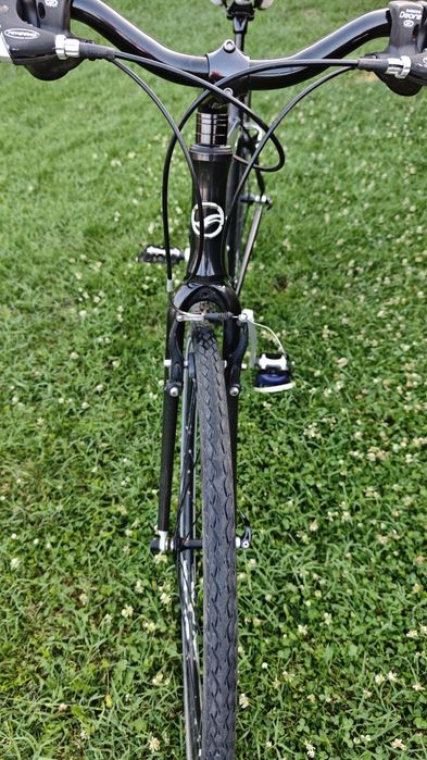 Bicicleta Giant CRS roți pe 28, furca de carbon