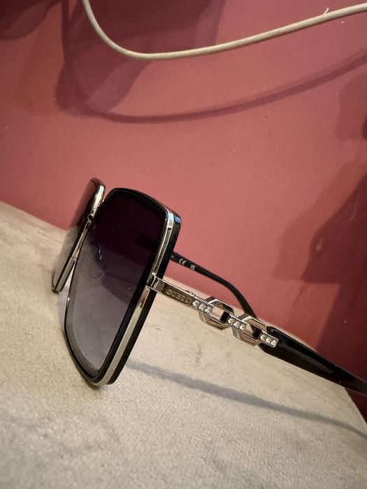 Guess слънчеви очила Guess