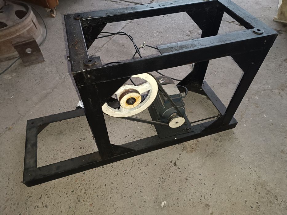 Мотор от станка б/у