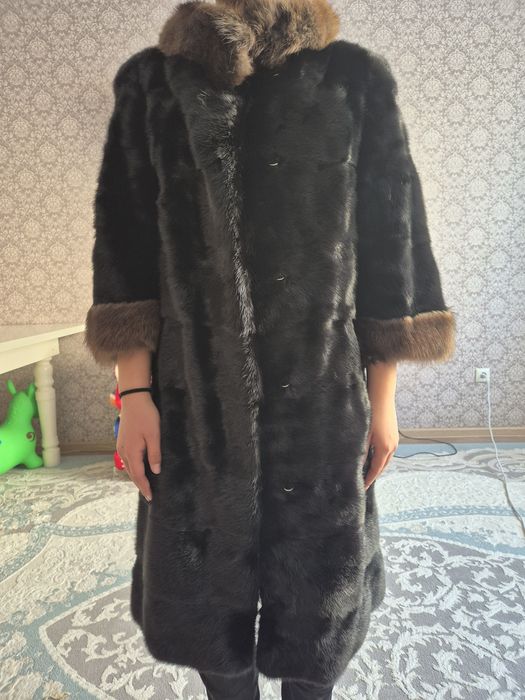 Шуба норковая очень красивая