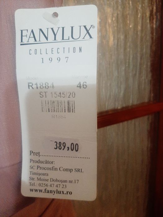 Rochie de ocazie , lungime medie, din voal