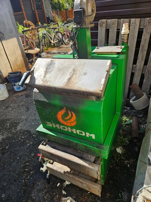 Продам твёрдотопливный котёл