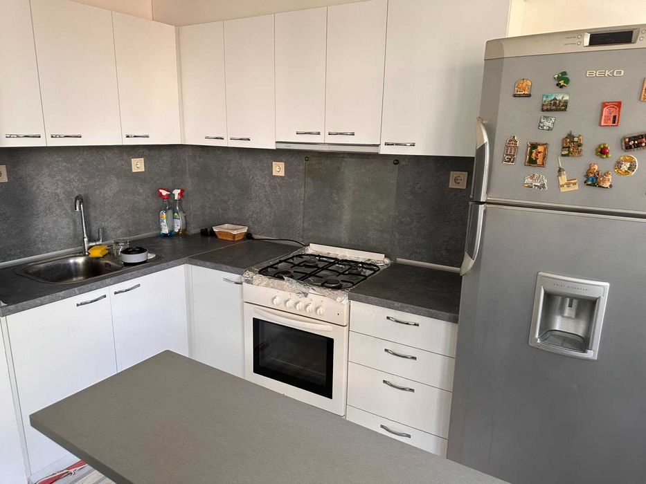 Дава се под наем Тристаен апартамент в Варна, Център - 100 кв.м за 820 € - Снимка #6