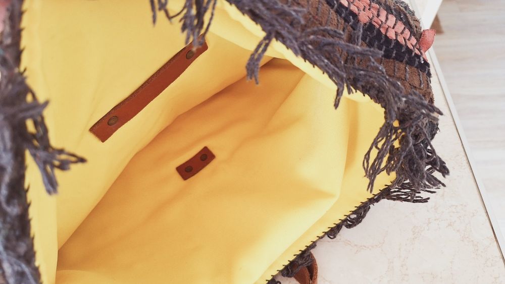 Клъч от кожа уникален