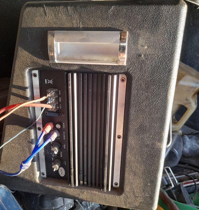 Продам сабвуфер колонки усилитель