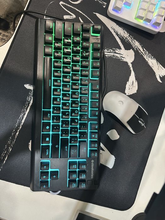 Продам игровую клавиатуру