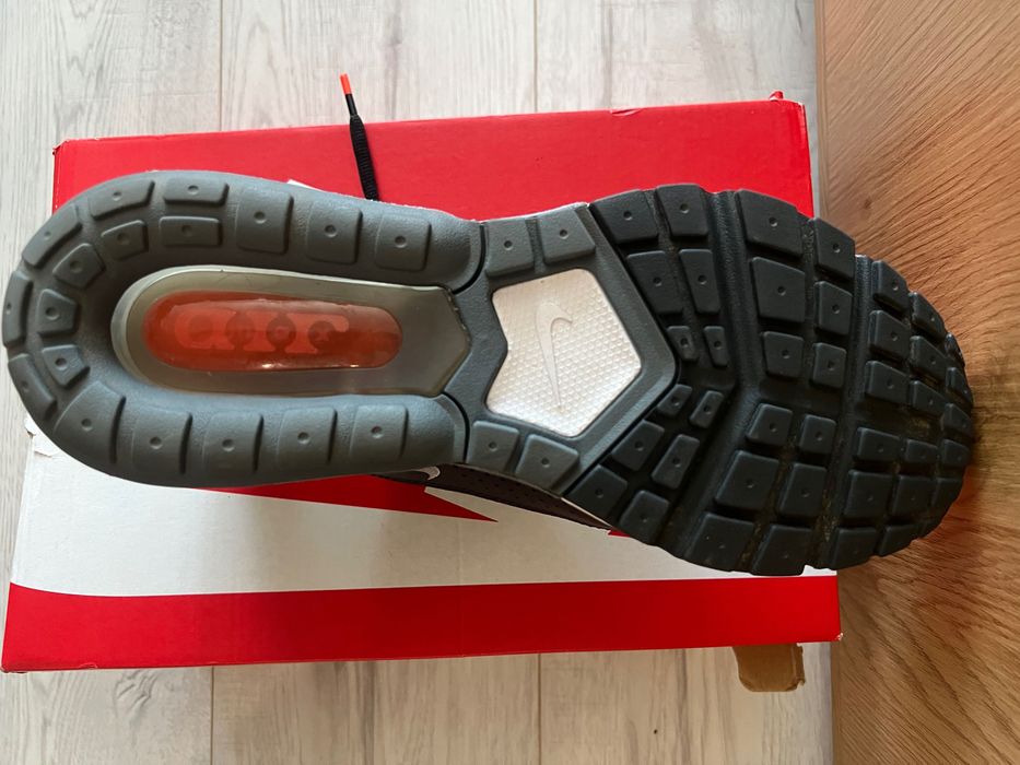 Мъжки маратонки NIKE AIR MAX PULSE
