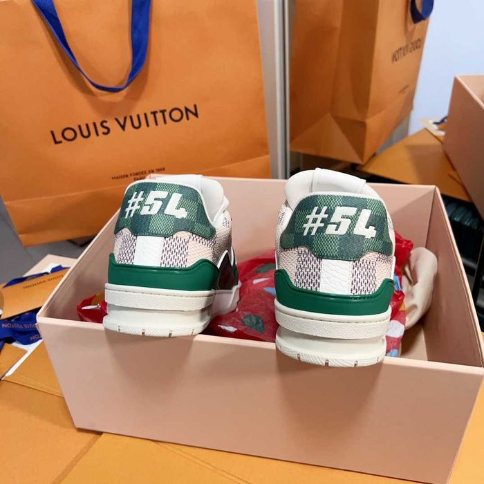 Louis Vuitton LV Louis Vuitton LV Trainer Sneaker DamierSneaker Damier