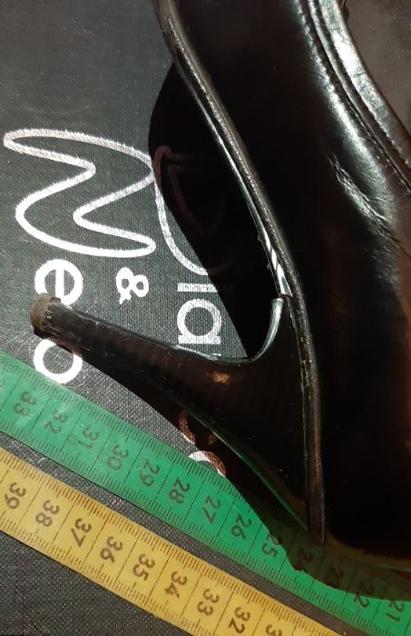 ПРОМО! Обувки - ест. кожа, черни