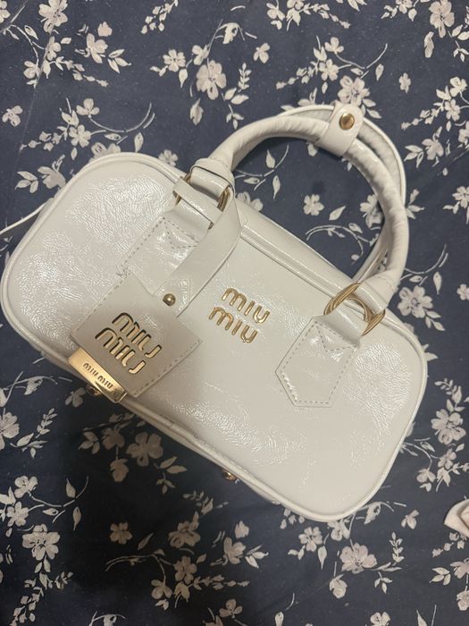 Дамска чанта miu miu