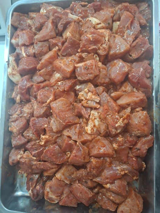 Стейки и шашлык маринованый