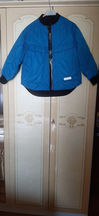 Лёгкая куртка на подростка