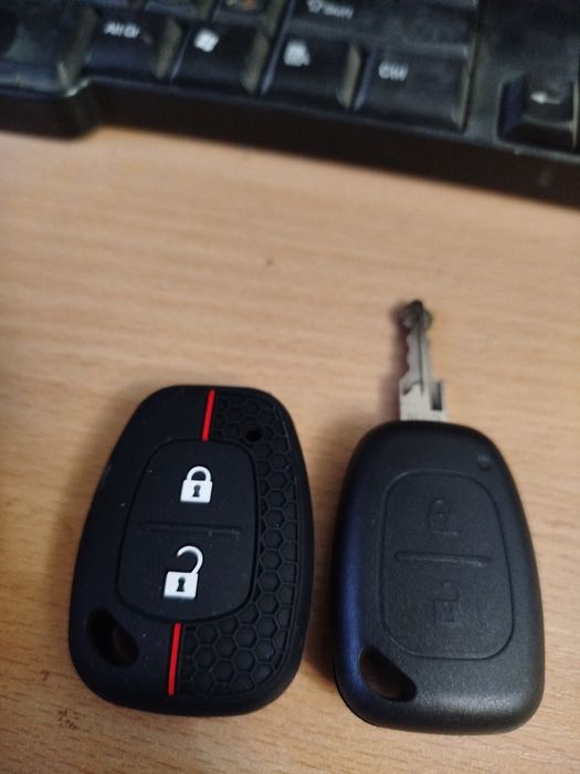 Кутийка авто ключ рено канго 2006 г