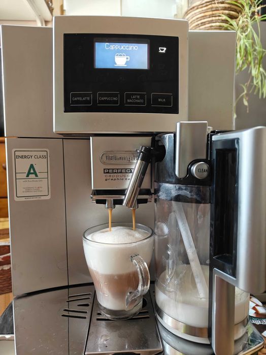 de vanzare Delonghi Perfecta Cappuccino Graphic Touch