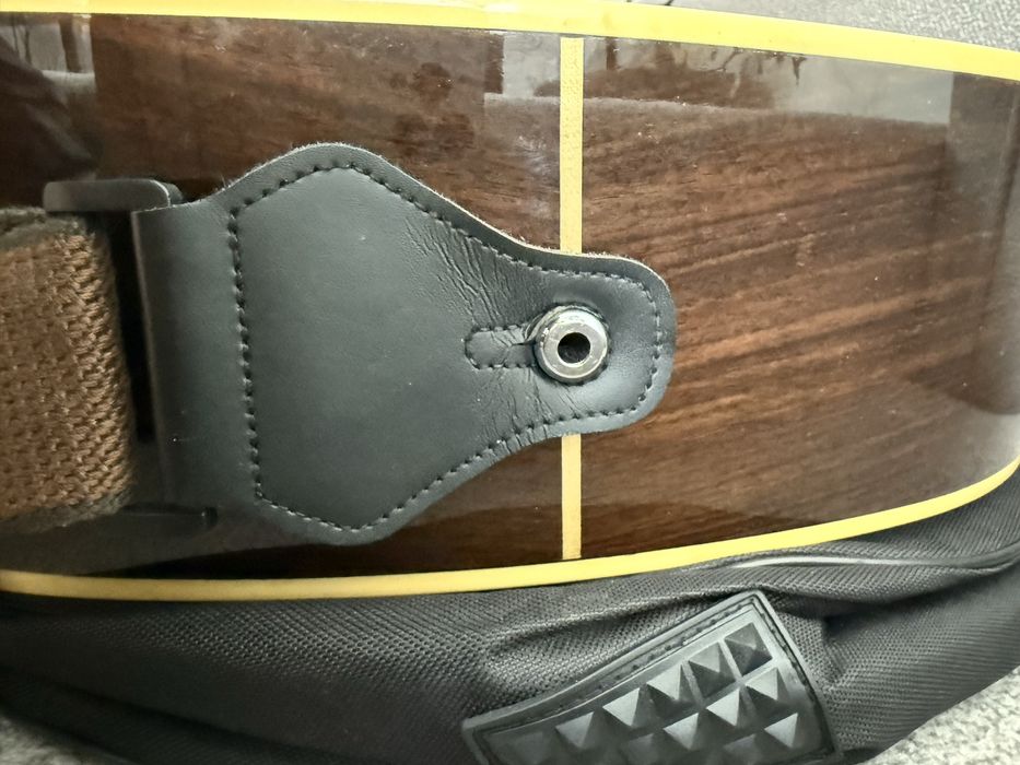 Электро-акустическая гитара Yamaha FGX830C