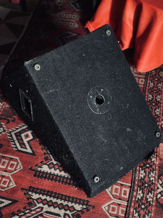 Мониторна колона - Активна тонколона