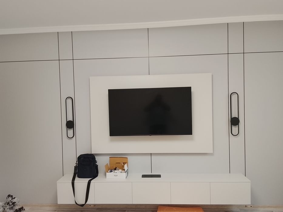 Поклейка обоев и гибкий мроамор