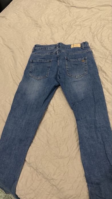 Джинсы в хорошем состояний