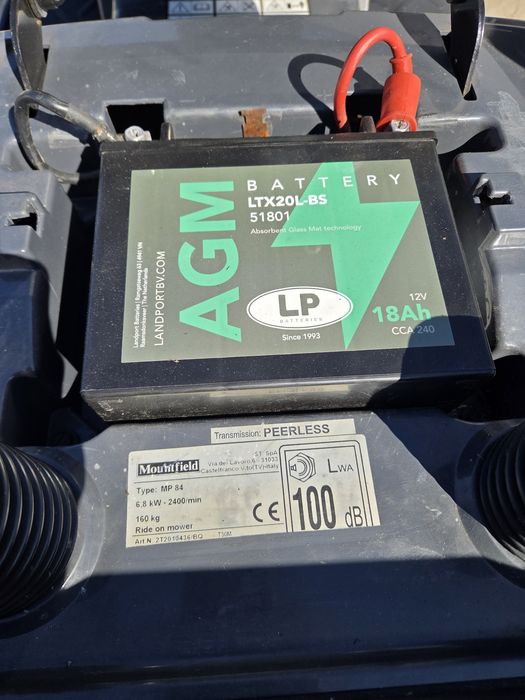 Masina tuns iarba Mountfield T30M