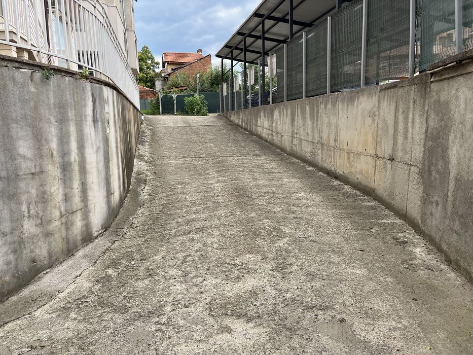 Дава се под наем Гараж / Паркомясто в Кюстендил, Център - 35 кв.м за 61.2 € - Снимка #7