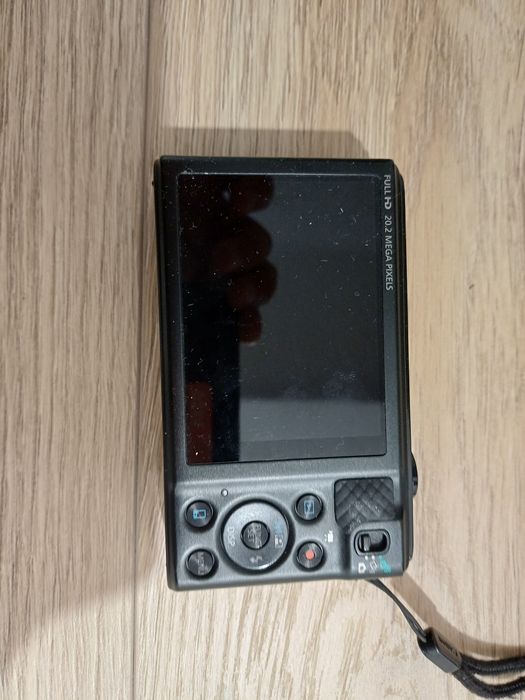 Canon PowerShot SX610 HS – Zoom optic 18x, Wi-Fi, Full HD – Stare Excelentă