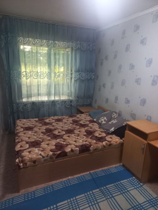 Прдам 3 х комнатную , Нуркена 9