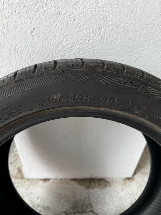 Зимни гуми Tracmax 235/45/R18
