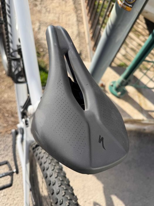 Планински велосипед SPECIALIZED CHISEL като нов!