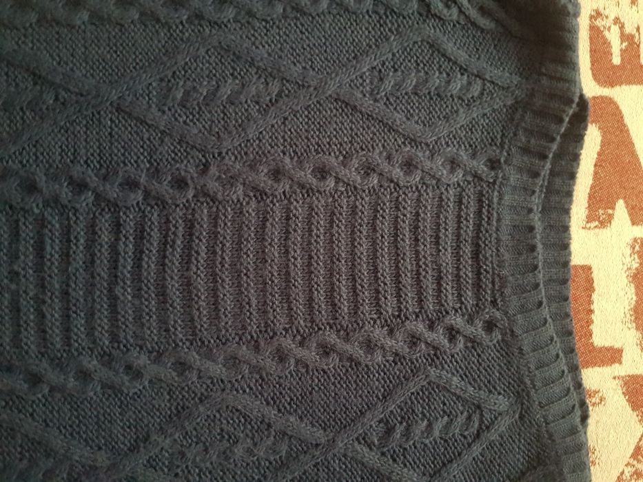 Продам свитер женский