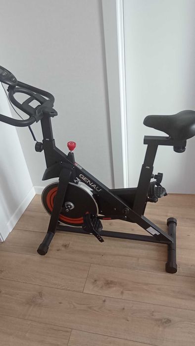 Домашний велотренажер Genau