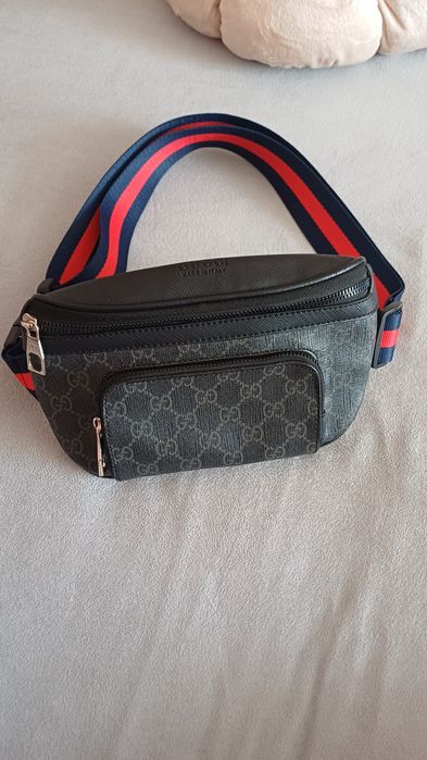 Borsetă GUCCI , nouă