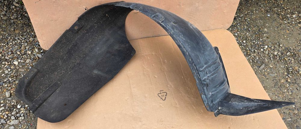 Carenaj roata dreapta fata SsangYong Tivoli X 150 2016 / 2017 2018 / 2019 2020