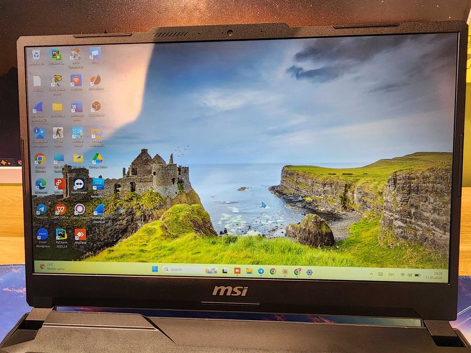 MSI Cyborg 15 AI A1VEK — Intel Core Ultra 7 / 32GB RAM / 6 oy ishlagan