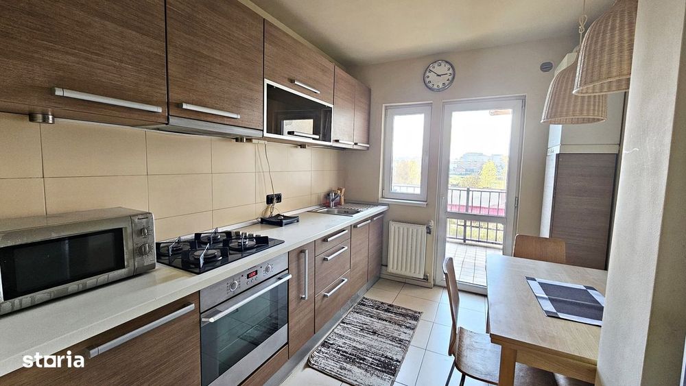 Central str Toamnei- CEC Brasov, apartament 3camere mobilat