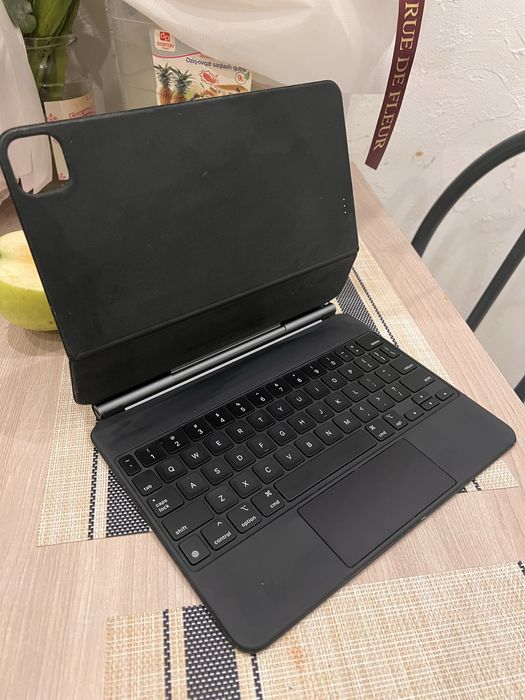 Клавиатура для Ipad