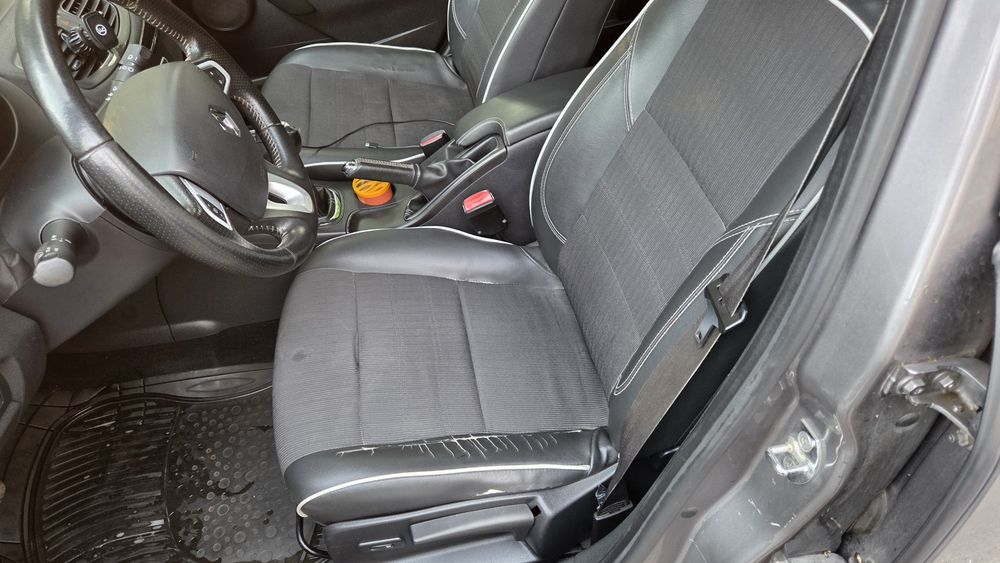 RENAULT Megane 2013 — imagine 4