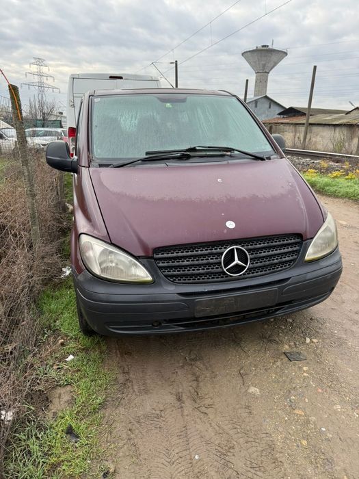 Dezmembrez Mercedes Vito 2.2cdi