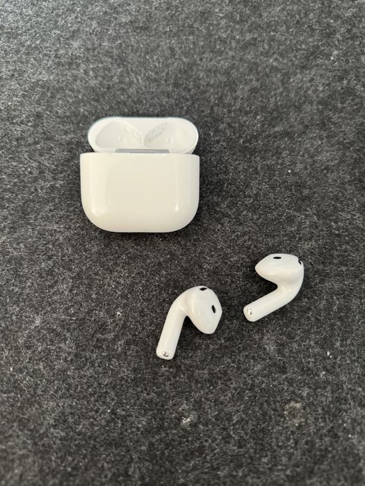 Apple Airpods gen 4