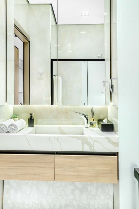 Суточно премиум квартира в центре NestONE Shahar markazida lux xonadon