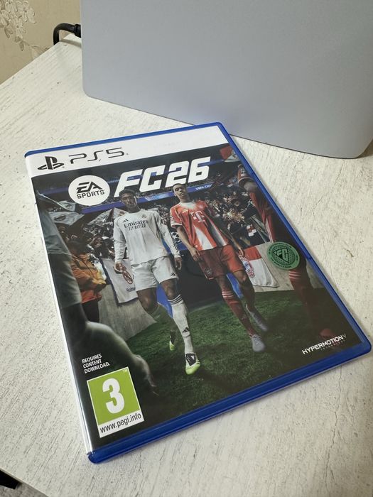 Игры PS 5 и док-станция