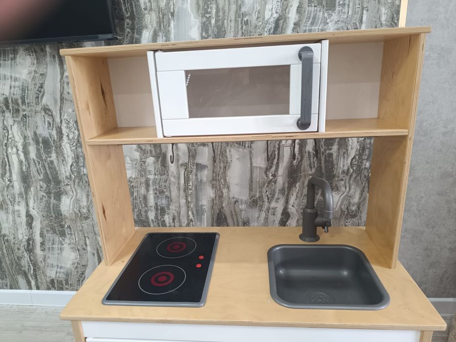 Срочно продам детское Кухню