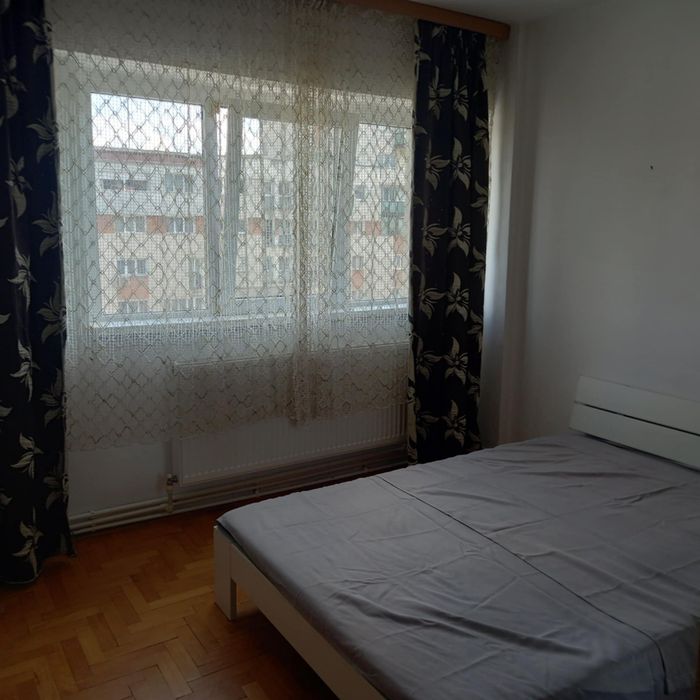 Inchiriez ap. 2 camere decomandat, mobilat